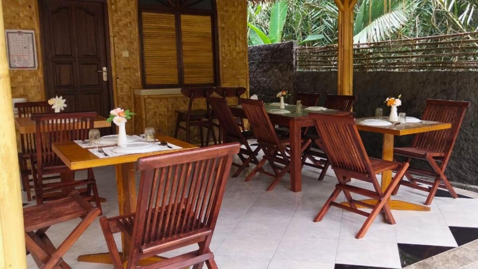 Pondok Sapta Sallaca Selat Eksteriør billede